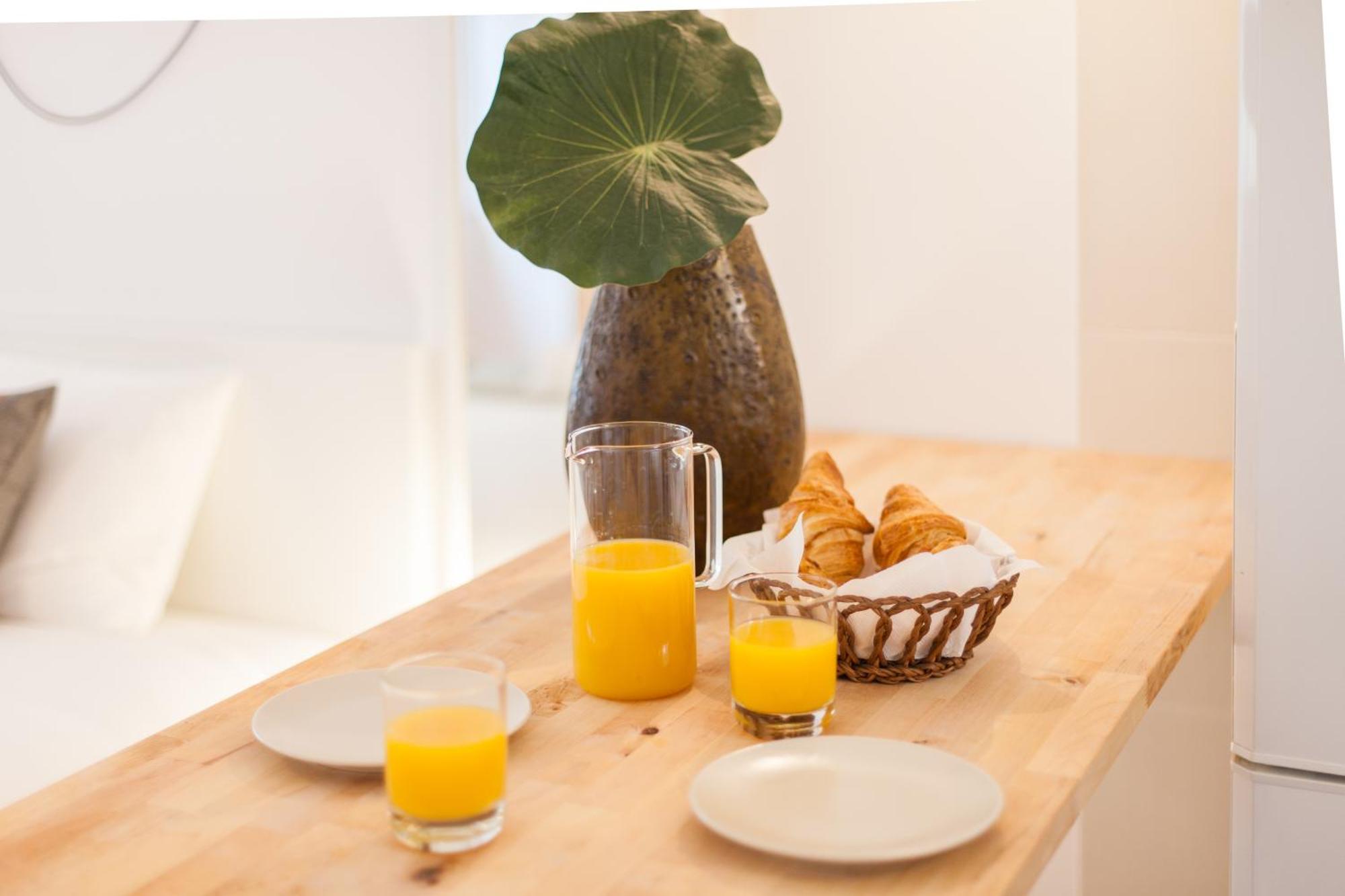 Martim Moniz Studio Apartments - By Lu Holidays Lisbon Exterior photo