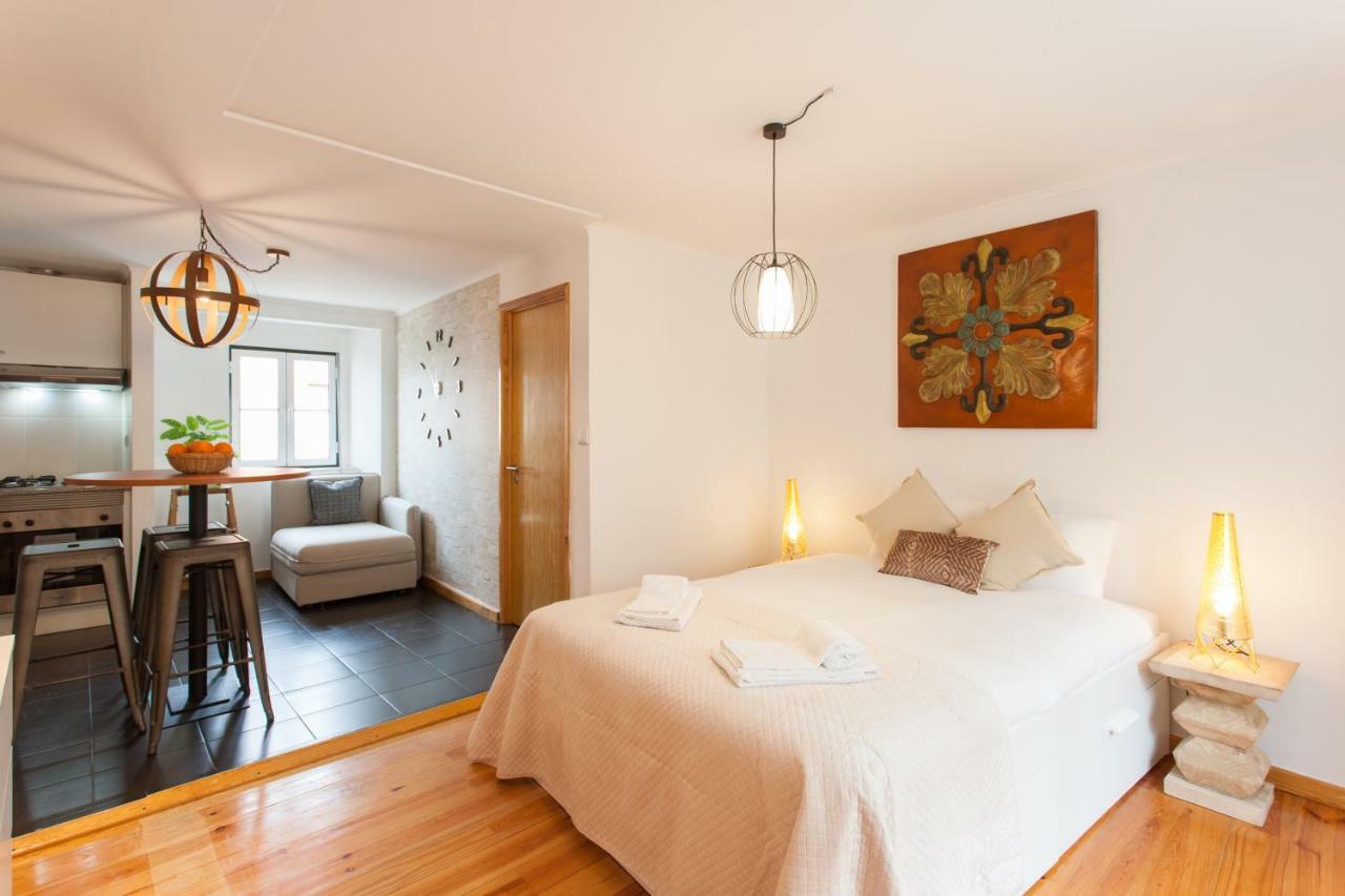 Martim Moniz Studio Apartments - By Lu Holidays Lisbon Exterior photo