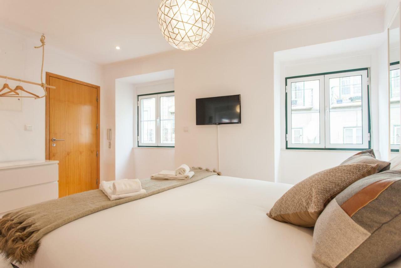 Martim Moniz Studio Apartments - By Lu Holidays Lisbon Exterior photo